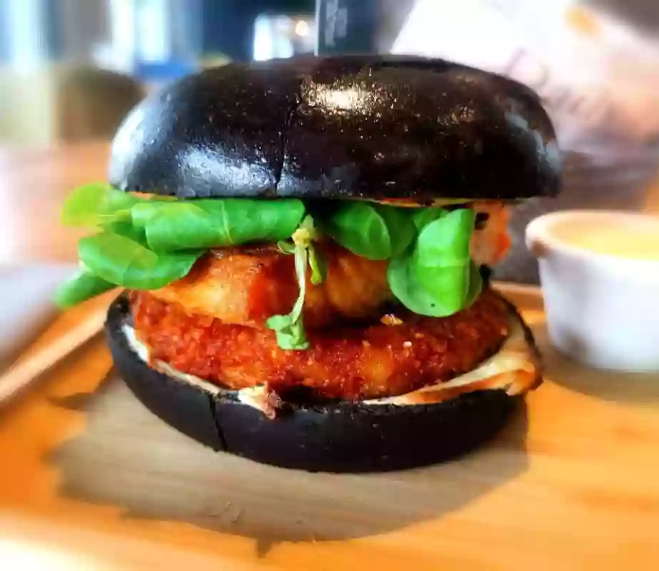 Brasserie La Boétie - Restaurant - Burger Saint-Nazaire